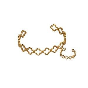 Golden clover cut-out adjustable open bangle and ring set in minimalist stainless steel