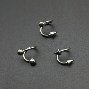 Dreiteiliges Edelstahl-Spiralschmuck-Set mit Kugel- und Kegel-Schraubköpfen in Silber