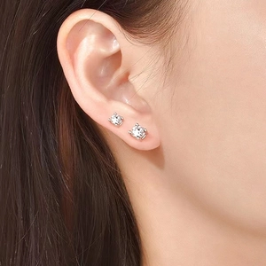 Elegant 925 sterling silver square stud earrings featuring sparkling cubic zirconia
