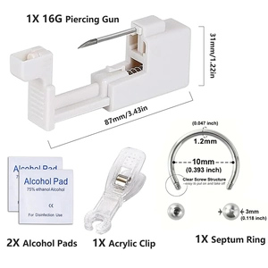 Detalle del kit de piercing 16G con pistola blanca, pinza y toallitas de alcohol
