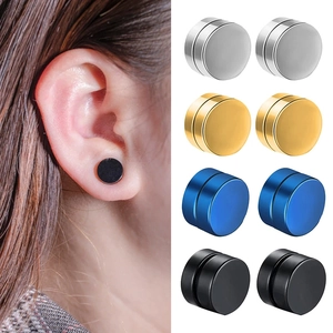 Set di orecchini magnetici in acciaio inossidabile argento, oro, blu e nero opaco