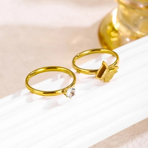 Anello in Acciaio al Titanio Minimalista da Donna Placcato Oro Smerigliato Farfalla Doppio Strato Strass Pietra Singola Gioielli di Moda