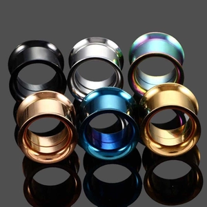 Túneles de oreja de acero inoxidable pulido en negro, plata, arco iris, oro y azul