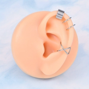 6-tlg. silbernes Edelstahl-Ohrklemmen-Set mit minimalistischen Clips ohne Ohrlöcher am Ohr