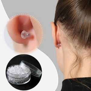 Kit de bouchons d'oreilles en silicone transparent avec boîte de rangement et vue d'oreille