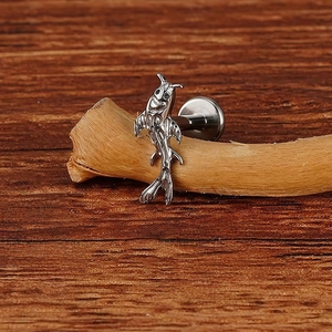 G23 titanium labret sieraad met visontwerp voor lip- en oorpiercings met platte achterkant