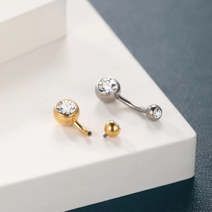 G23 Titanium navelring met 5A zirkonia steentjes in goud- en zilverkleur