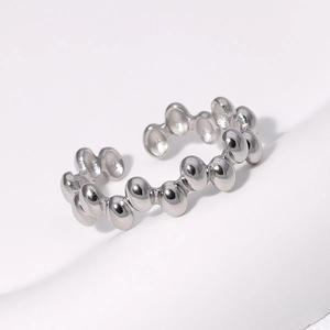 Anello geometrico irregolare argento con sfere di metallo lucido per donna