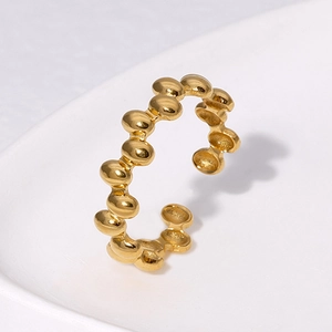 Anello aperto geometrico irregolare in acciaio placcato oro 18K con texture a sfere