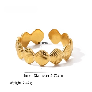 Tableau des tailles détaillé montrant les dimensions et le poids de la bague coquillage