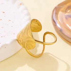 Irregular gold hammered texture stainless steel open ring with artistic curved lines