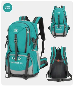 Dettaglio dello zaino da trekking Blu Lago 50L con sistema dorsale ergonomico professionale