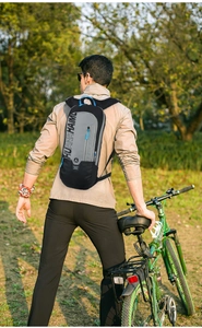 Fahrradrucksack für Outdoor-Aktivitäten mit Trinksystem für Wandern und Trailrunning