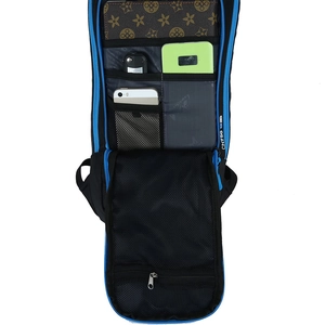 Outdoor-Fahrradrucksack mit großem Innenraum und blauen Reißverschlüssen zum Wandern