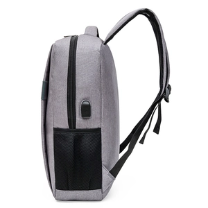 Grauer wasserdichter Business-Laptop-Rucksack mit USB-Ladeanschluss und Netztasche