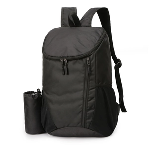 Mochila plegable ligera e impermeable para exteriores con bolsa de almacenamiento