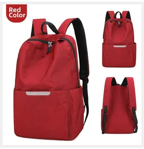 Vue multi-angles d'un sac à dos rouge avec bandes réfléchissantes et bretelles ergonomiques