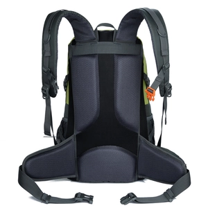 Waterdichte outdoor wandelrugzak met ademende mesh-rugvulling en ergonomische riemen