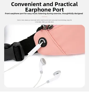 Détail du sac banane de sport rose montrant le trou pour écouteurs avec casque blanc