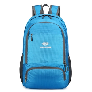 Leichter faltbarer Outdoor-Rucksack in leuchtendem Blau mit Vanaheimr Berg-Logo-Design