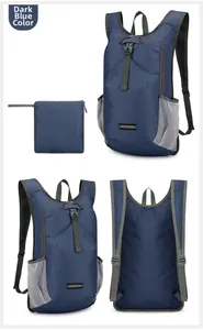 Sac à dos pliable bleu marine en tissu imperméable avec poche latérale en maille