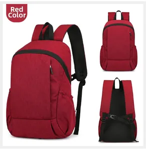 Vues détaillées du sac à dos rouge montrant l'avant, le côté et les bretelles en maille