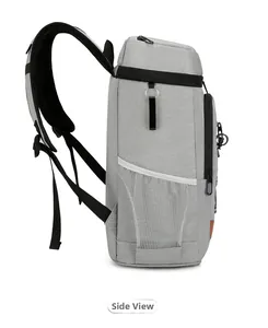 Vue latérale détaillée du sac à dos isotherme gris avec poche filet et bretelles rembourrées