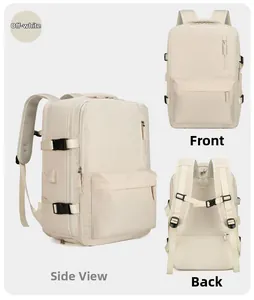 Vue détaillée du rembourrage respirant et des boucles réglables sur le sac à dos de voyage