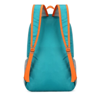 Mochila deportiva impermeable azul turquesa y naranja con correas de malla transpirable