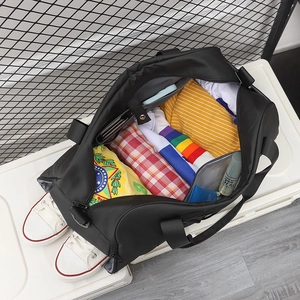 Bolsa de viaje negra de gran capacidad con compartimento para zapatos y separación seco