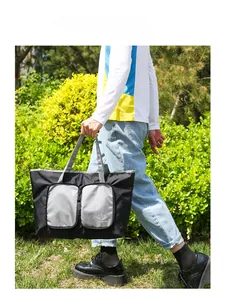 Sac de voyage pliable grande capacité pour femmes avec sangles grises élégantes