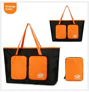 Vue de face et de côté du sac de voyage pliable orange montrant les états plié et déplié
