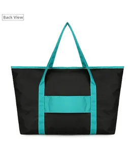 Vue arrière du sac de voyage en nylon montrant la sangle de bagage et les poignées bleues