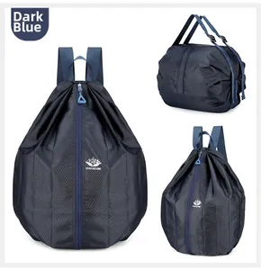Detailansicht eines blauen Faltrucksacks mit Wabenstruktur und VANAHEIMR Logo