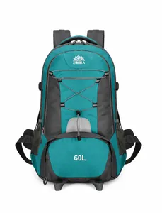 Vorderansicht eines wasserdichten 60L Outdoor-Wanderrucksacks in der Farbe Grün und Grau