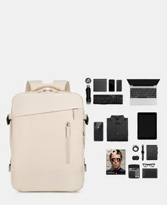 Zaino business con scomparti organizzati per laptop, vestiti e accessori tecnologici