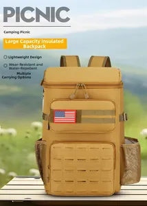 Dettaglio dello zaino termico kaki con toppa bandiera USA e sistema tattico MOLLE
