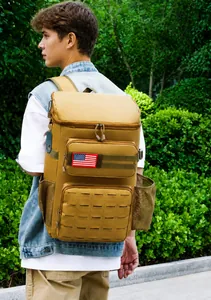 Zaino termico tattico da escursionismo con patch bandiera e tasche laterali a rete