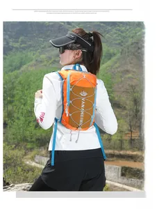 Outdoor sports hydration vest featuring elastic bungee system and lightweight waterproof fabric