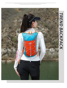 Outdoor cycling water bag backpack with elastic bungee cords for hiking and running