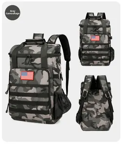 Vista tripla dello zaino termico tattico mimetico grigio con sistema MOLLE e patch USA