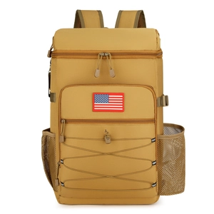 Mochila térmica táctica caqui con parche de bandera americana y cordón elástico frontal