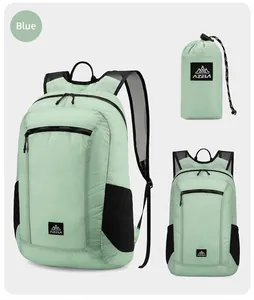 Zaino da esterno pieghevole verde menta impermeabile con custodia e tasche a rete