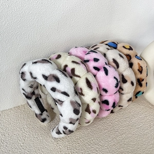 Serre-tête Rembourré en Peluche Imprimé Léopard pour Femme Flanelle Douce Éponge Épais Bulle Bandeau Torsadé Accessoires Cheveux Mode