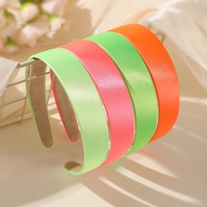 Vierteiliges Set Satin-Haarreifen in Neon-Farben: Grün, Pfirsich und Orange