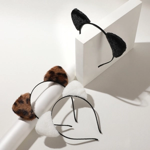 Set di tre cerchietti con orecchie di gatto in peluche nero, bianco e maculato leopardo