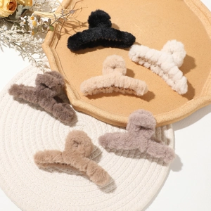 Große Plüsch Haarkralle Kunstpelz Hai Clip Dickes Haar Herbst Winter Flauschige Haarfang Clip Mode Haarschmuck
