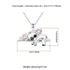 Detalles del colgante koala con orejas de circón rosa y medidas de cadena de plata