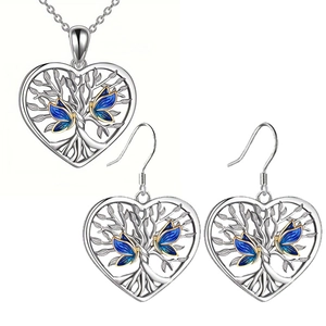 Parure de bijoux avec collier arbre de vie cœur et boucles d'oreilles papillons colorés