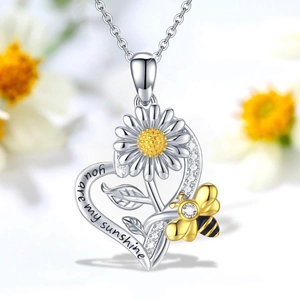 Legering Zirkonia Zonnebloem Bij Hart Hanger Ketting You Are My Sunshine Gegraveerd Tweekleurig Mode Sieraden Cadeau Vrouwen